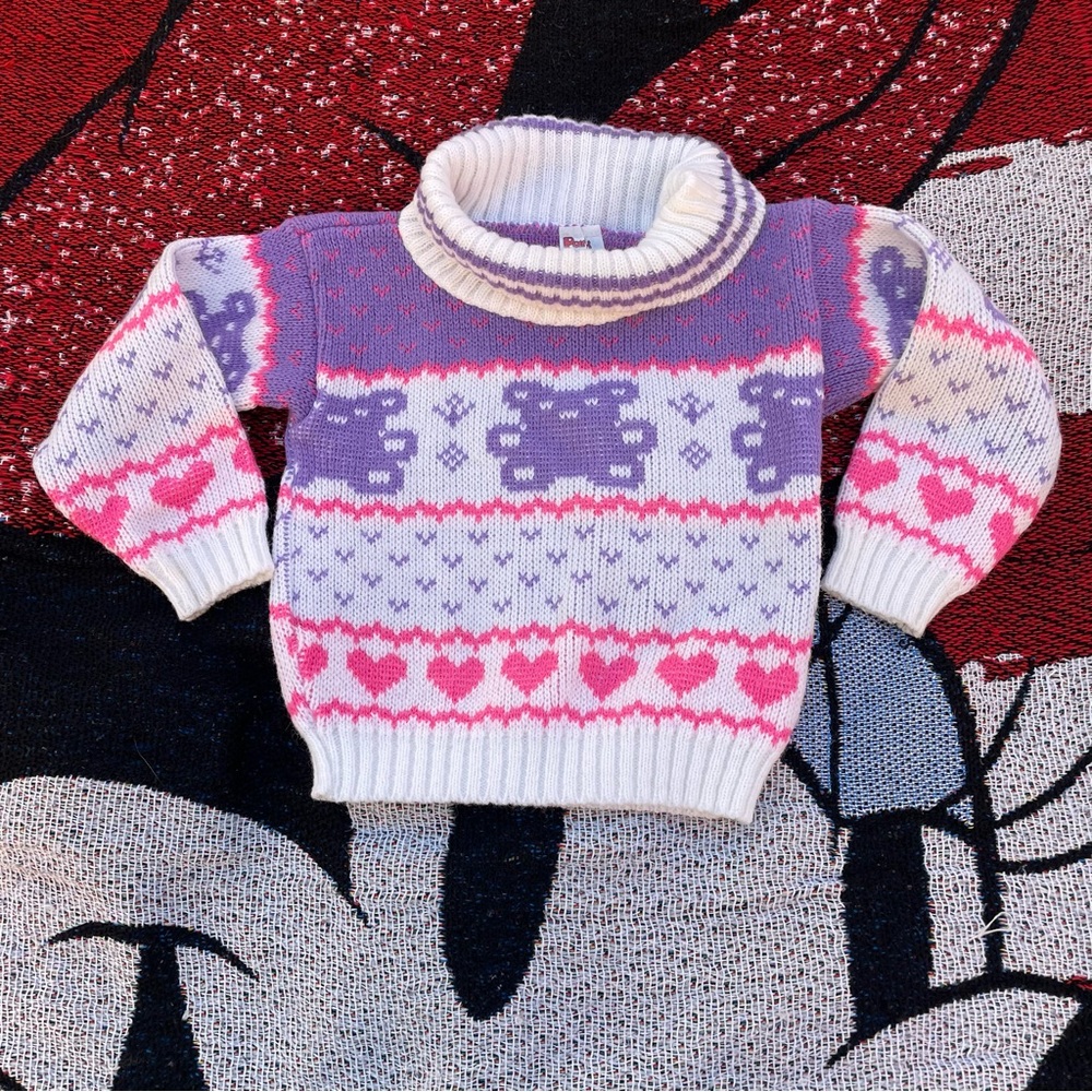 VINTAGE PARK BENCH KIDS PASTEL PINK PURPLE TEDDY BEAR GRAPHIC SWEATER SIZE 2T
